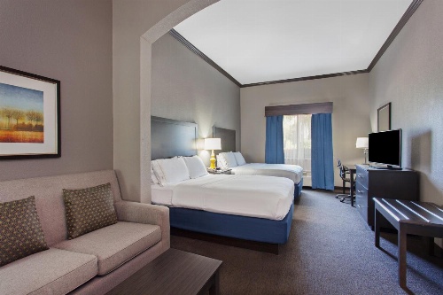 Holiday Inn Express Wharton Hotel image 4